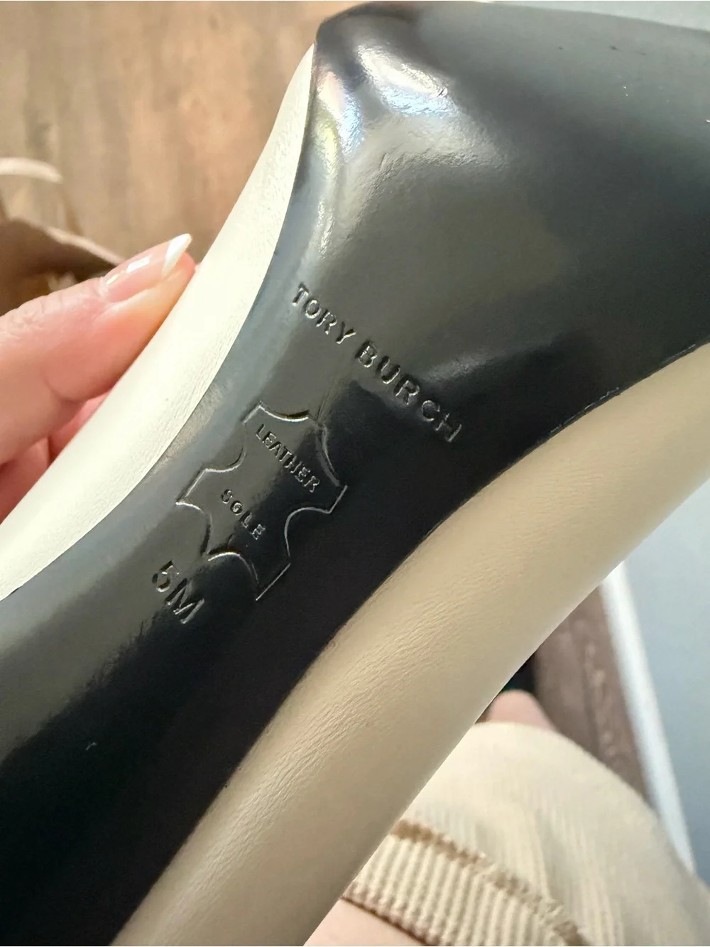 Tory Burch sculpted peep toe Pumps NWOB